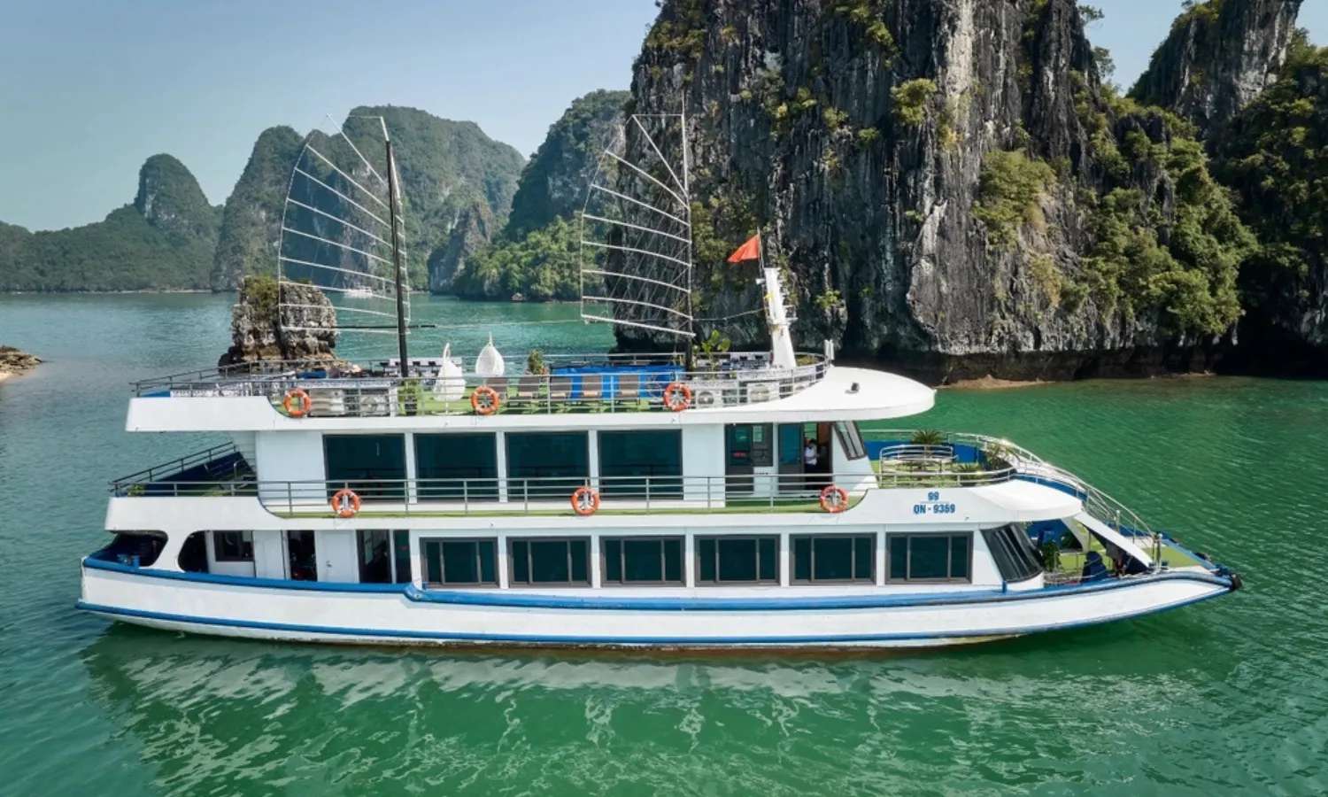 du thuyền Jewels of the Bay Cruise