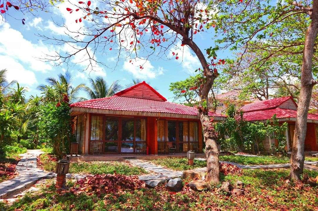 Tan Son Nhat Côn Đảo Resort – Ẩn mình giữa thiên nhiên hoang sơ bên bãi biển Đầm Trầu - Khách sạn Côn Đảo