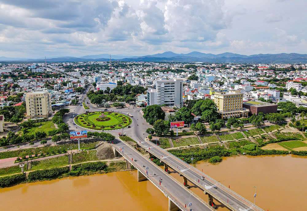 Kon Tum có quan thiên nhiên hoang sơ và văn hóa dân tộc đa dạng - Khách sạn Kon Tum