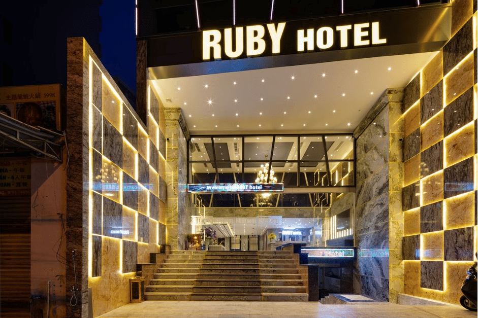Ruby Hotel Nha Trang - Mặt tiền thoáng đãng, sang trọng - Khách sạn Khánh Hòa