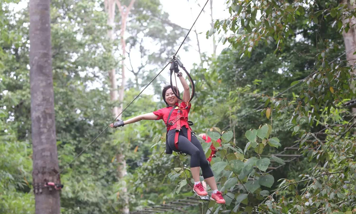 Thử thách trượt zipline tại Skytrex Adventure Melaka