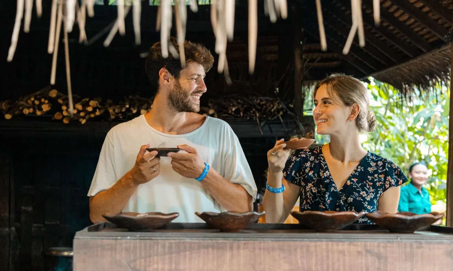 thưởng thức cà phê tại Alas Harum Bali