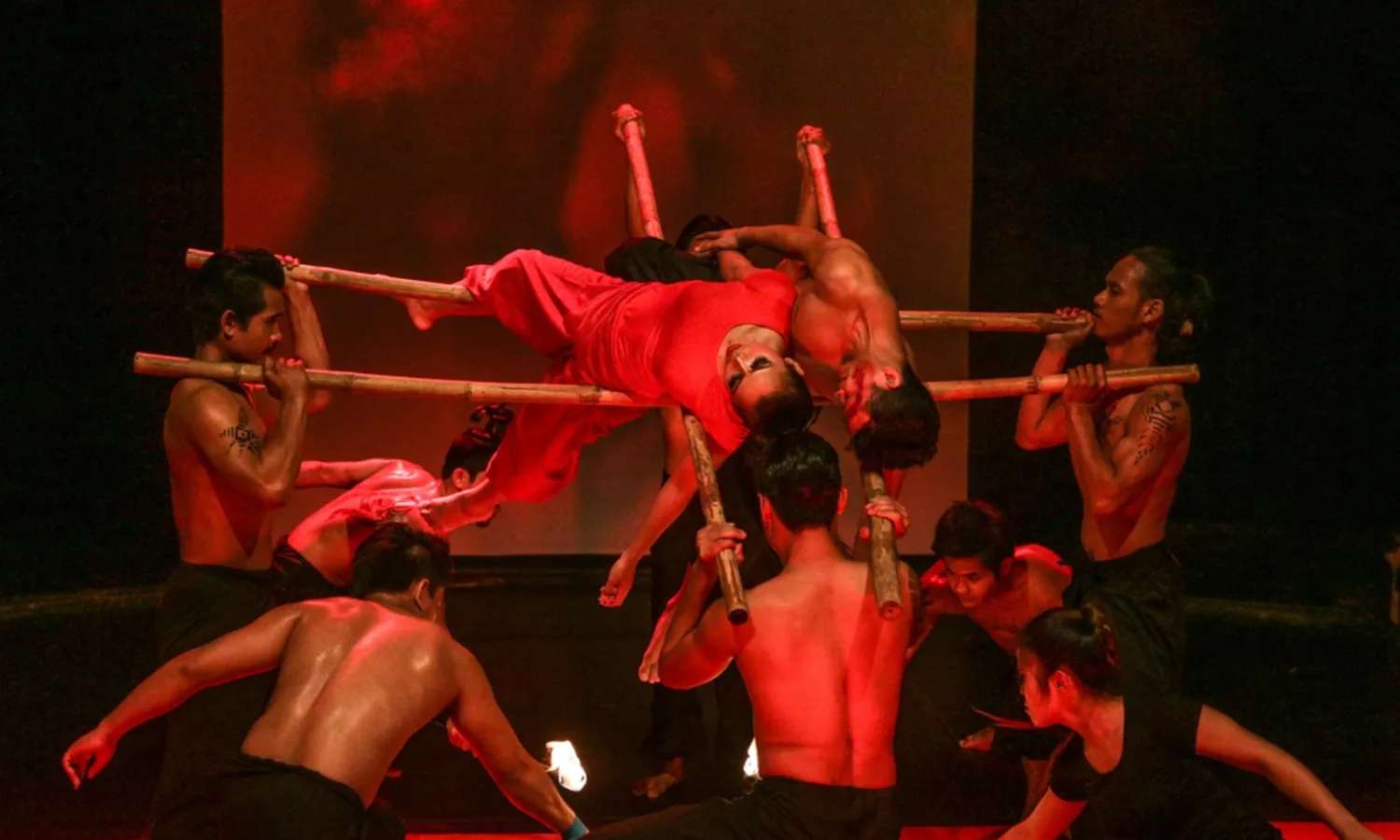 vé Phare, The Cambodian Circus