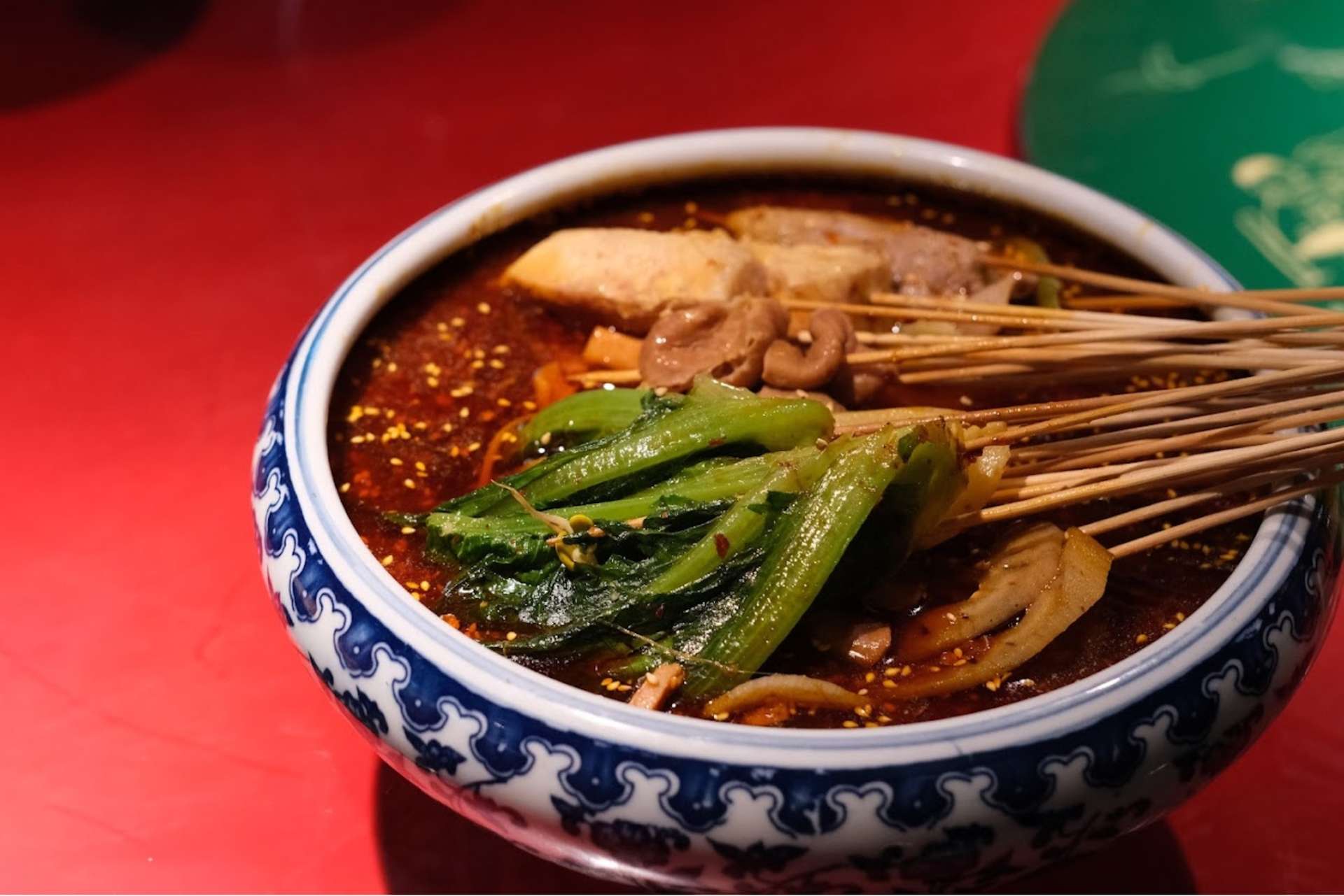 Lẩu xiên cay Chuan Chuan cay nồng
