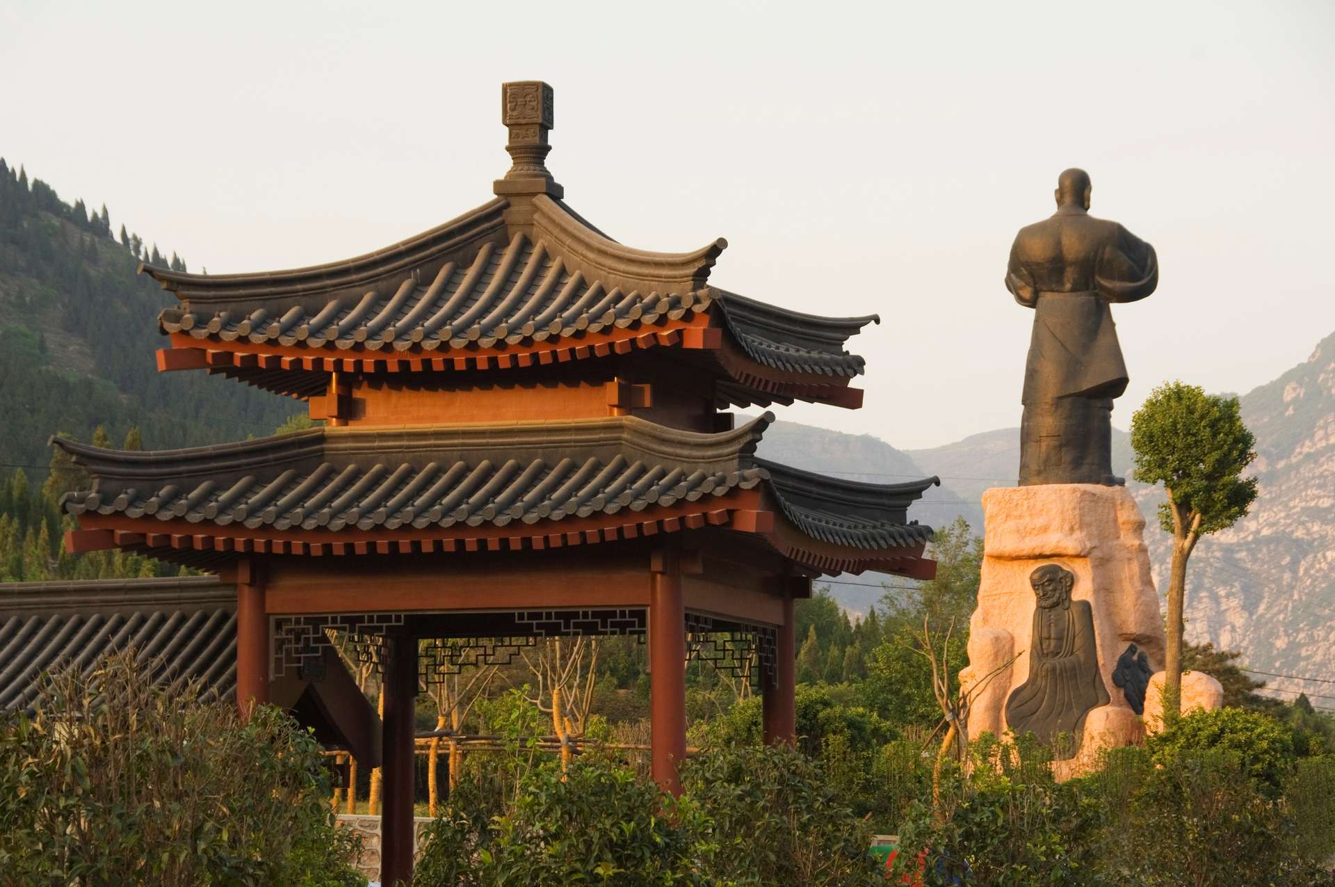 Khung cảnh tại chùa Thiếu Lâm