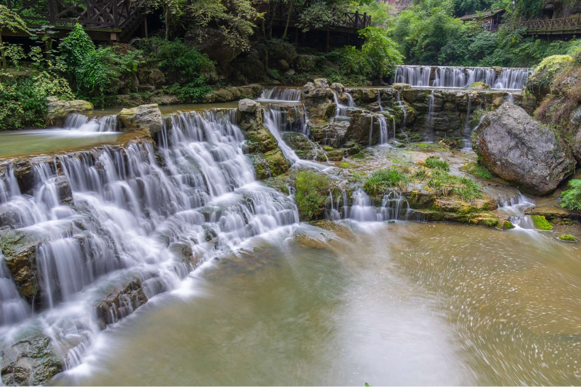 Vẻ đẹp hoang sơ của Thác Tam Hiệp