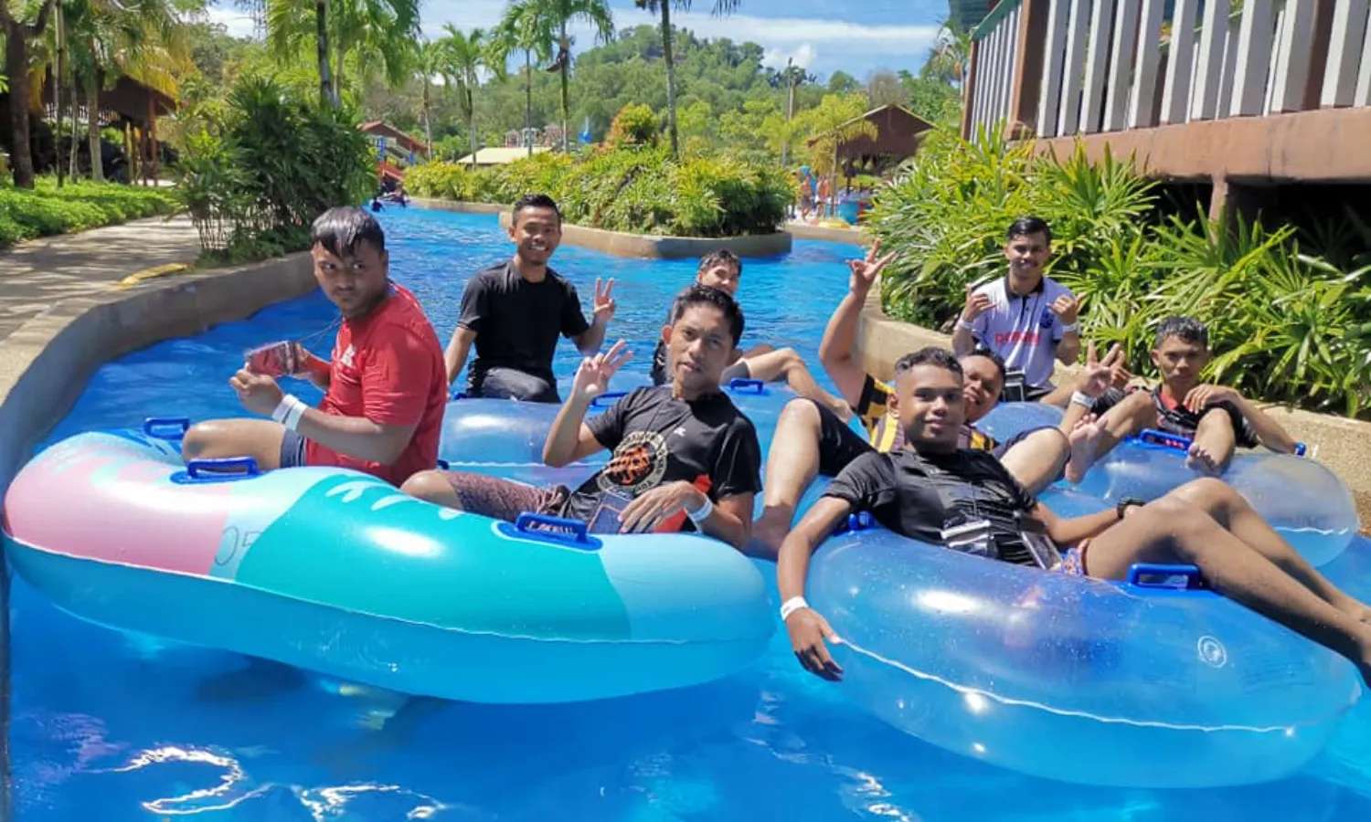 công viên nước Bukit Merah Laketown Waterpark