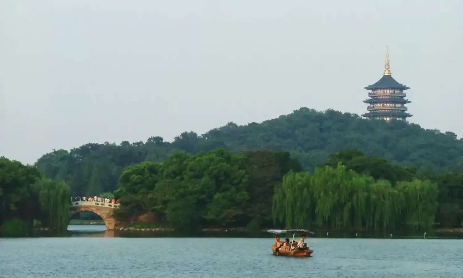 Tham quan Tây Hồ tại Hàng Châu