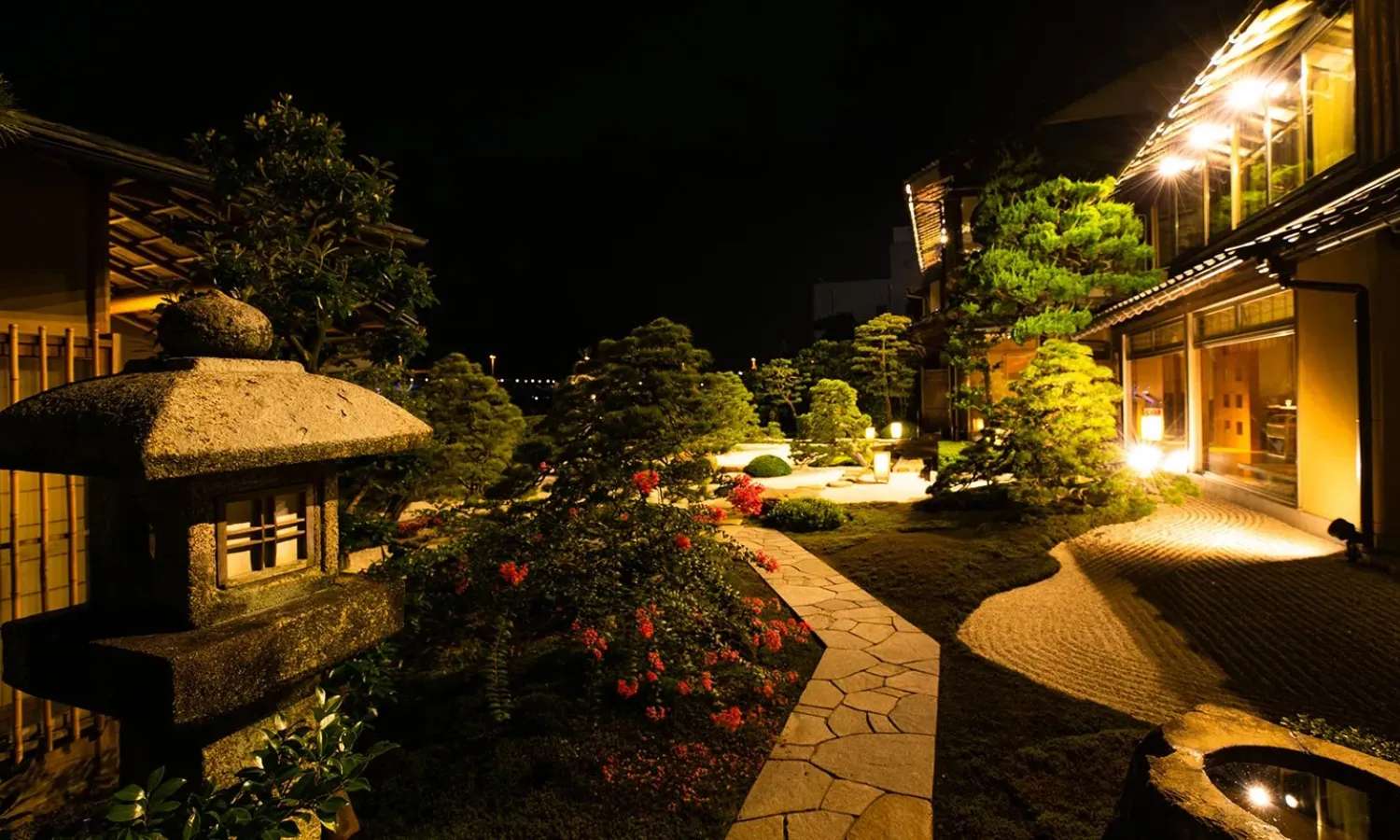 nghỉ dưỡng truyền thống Kasuien Minami giữa lòng Chugoku
