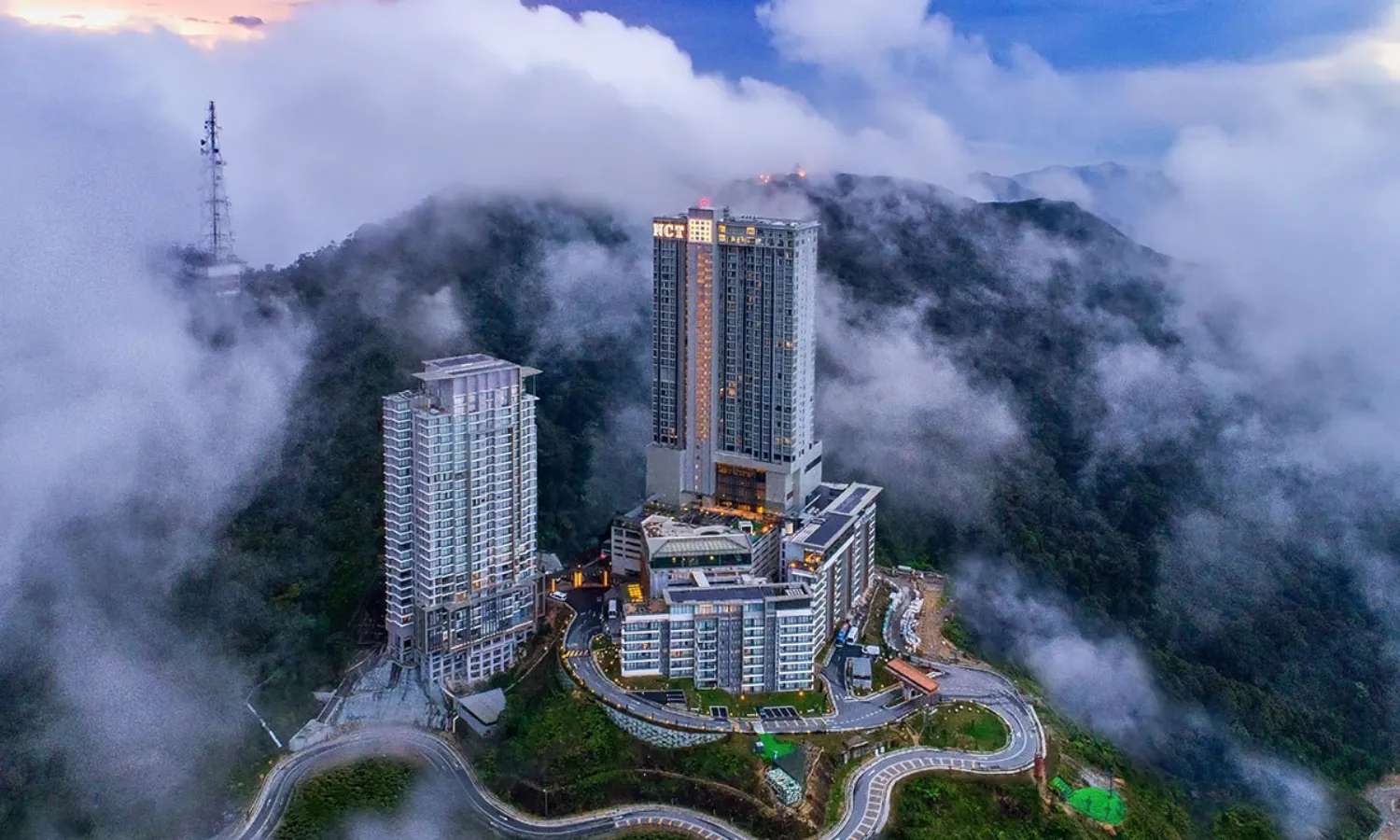 Khách sạn Grand Ion Delemen
