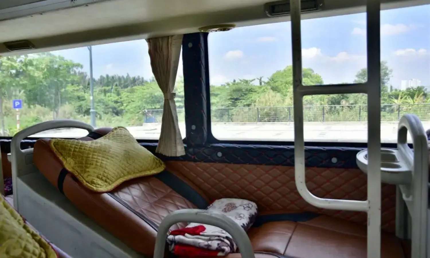 xe Huế Nha Trang