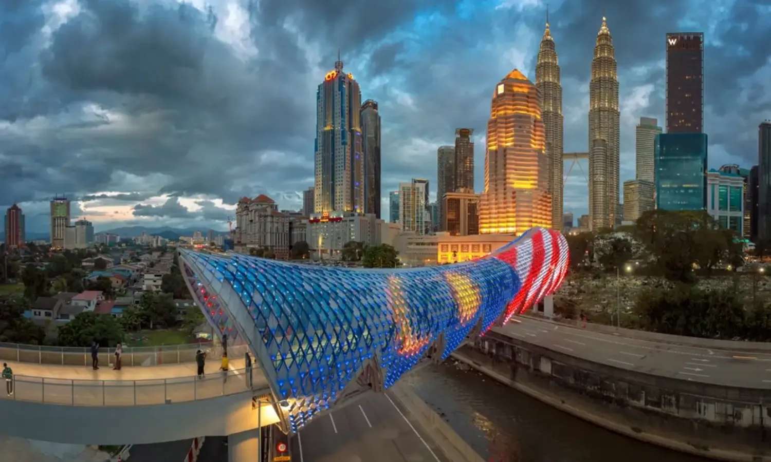 Malaysia với nhiều địa điểm vui chơi