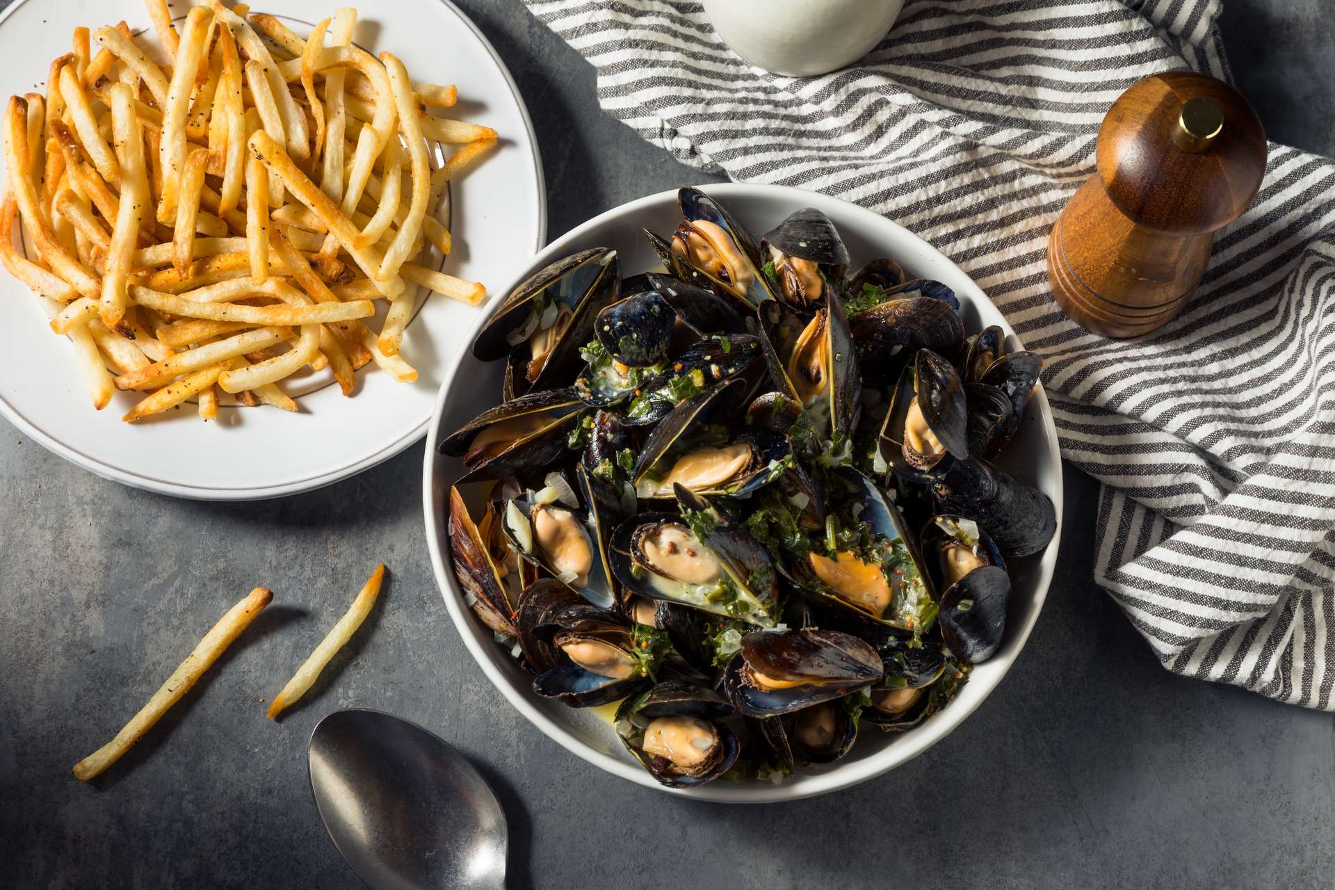 Moules-frites tại Bỉ