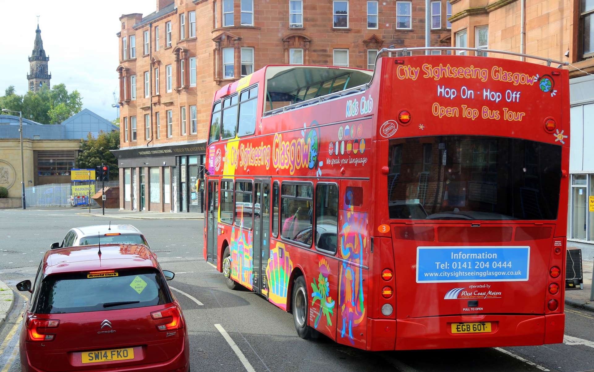 Khám phá Glasgow bằng xe buýt Hop on - Hop off