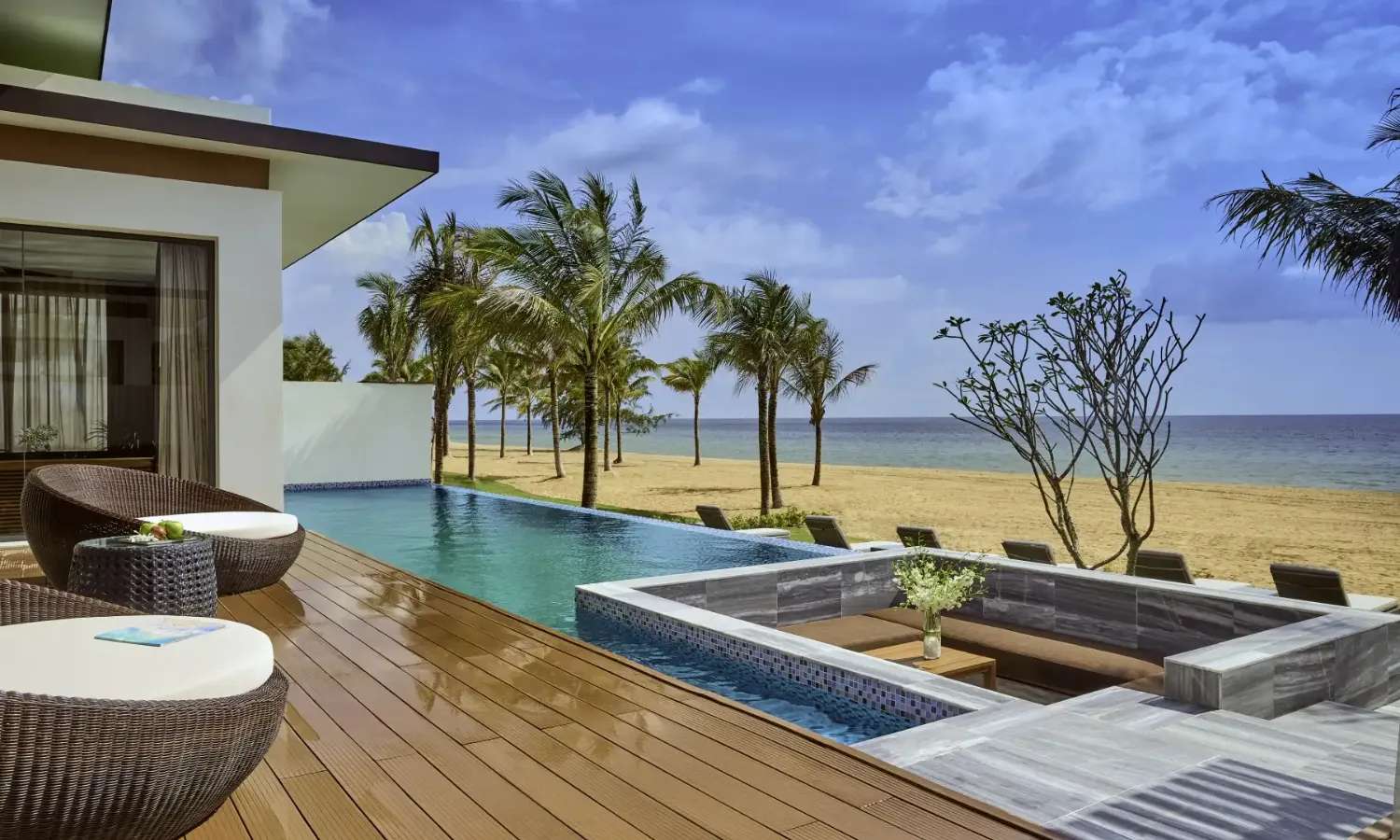 xe Bình Định đi Cam Ranh