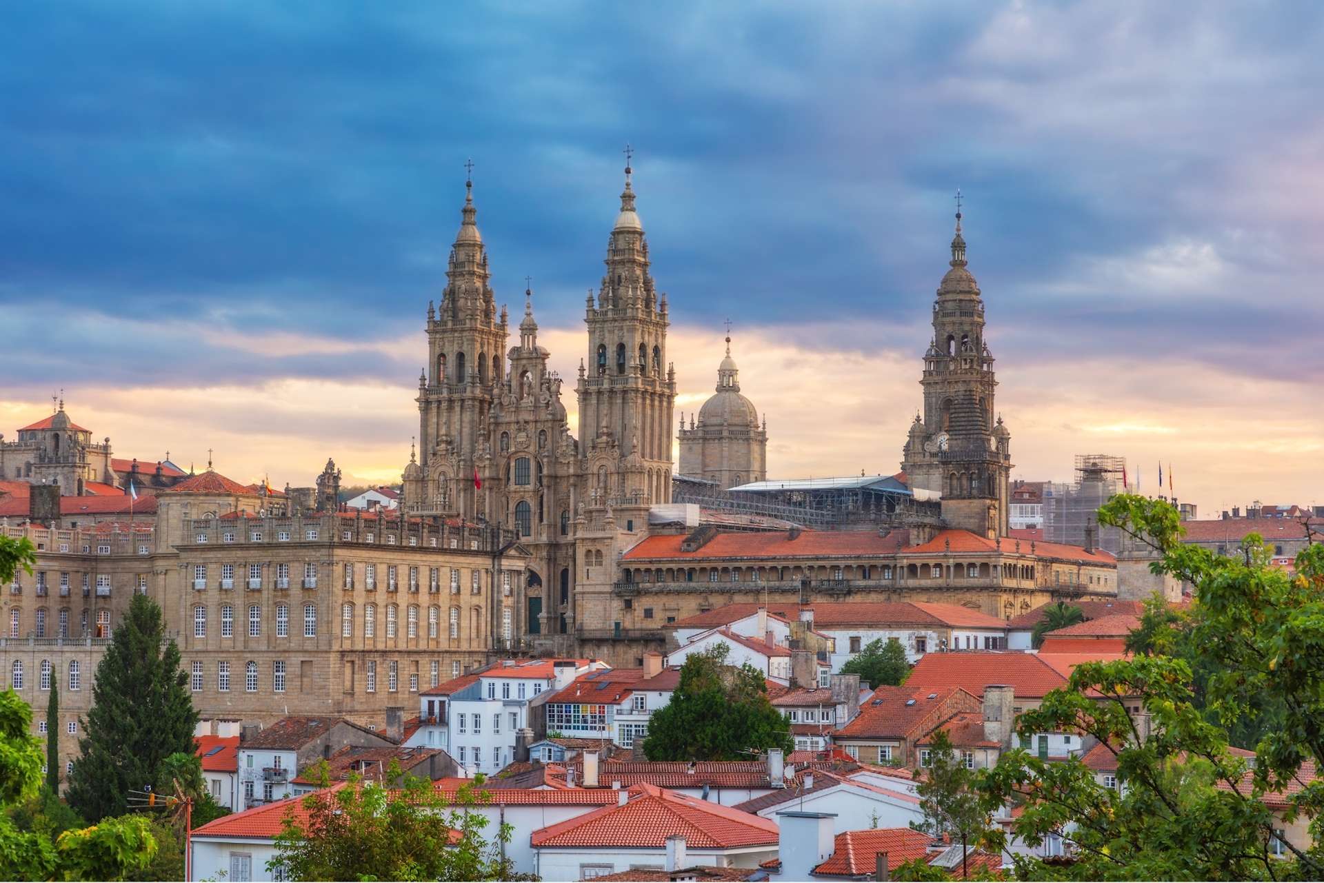 Vẻ đẹp của nhà thờ chính tòa Santiago de Compostela
