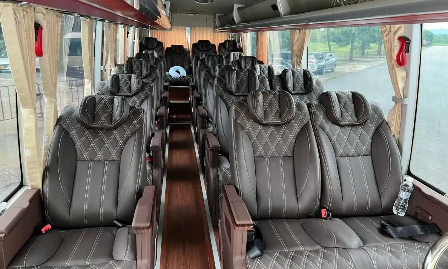 đặt xe limousine Hạ Long Hà Nội