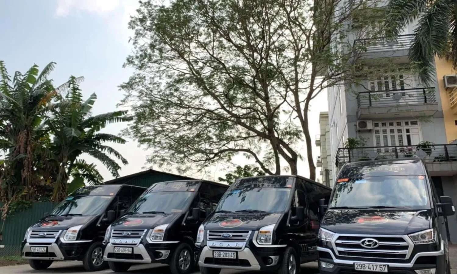 xe limousine Sapa Hà Nội