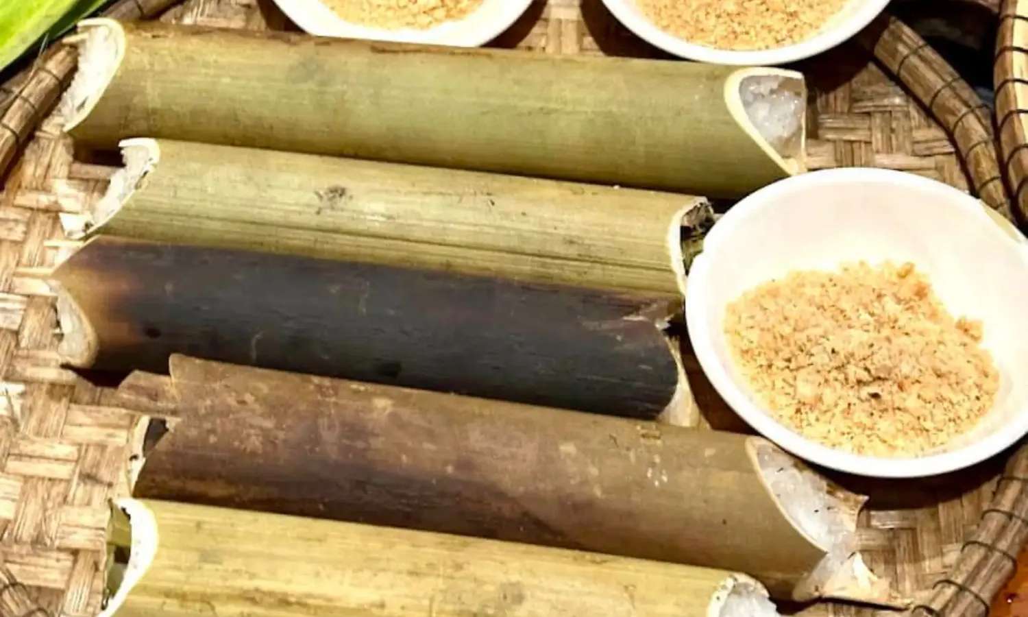 Cơm lam nướng tại Gia Lai