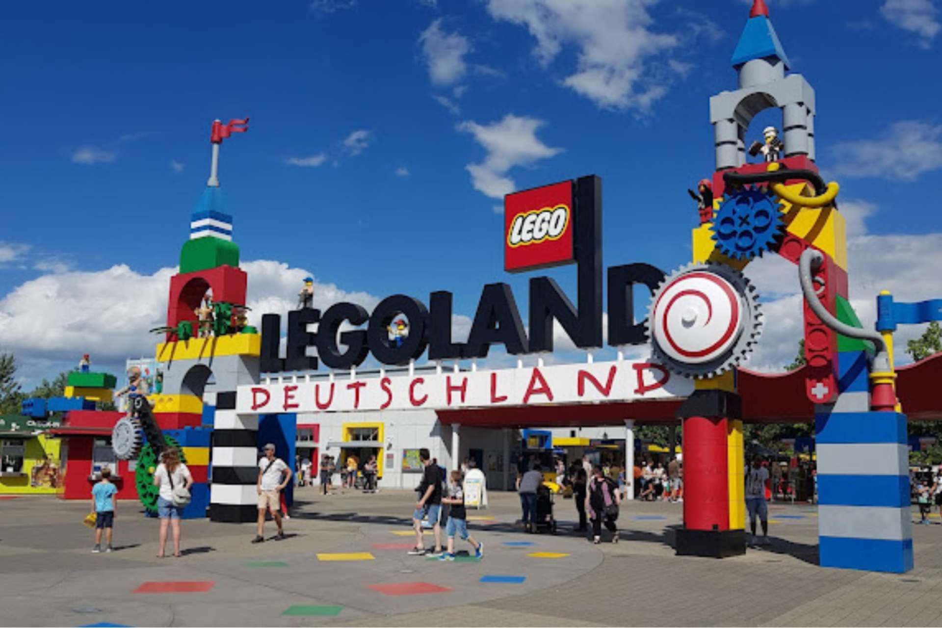 Cổng chào Legoland Malaysia