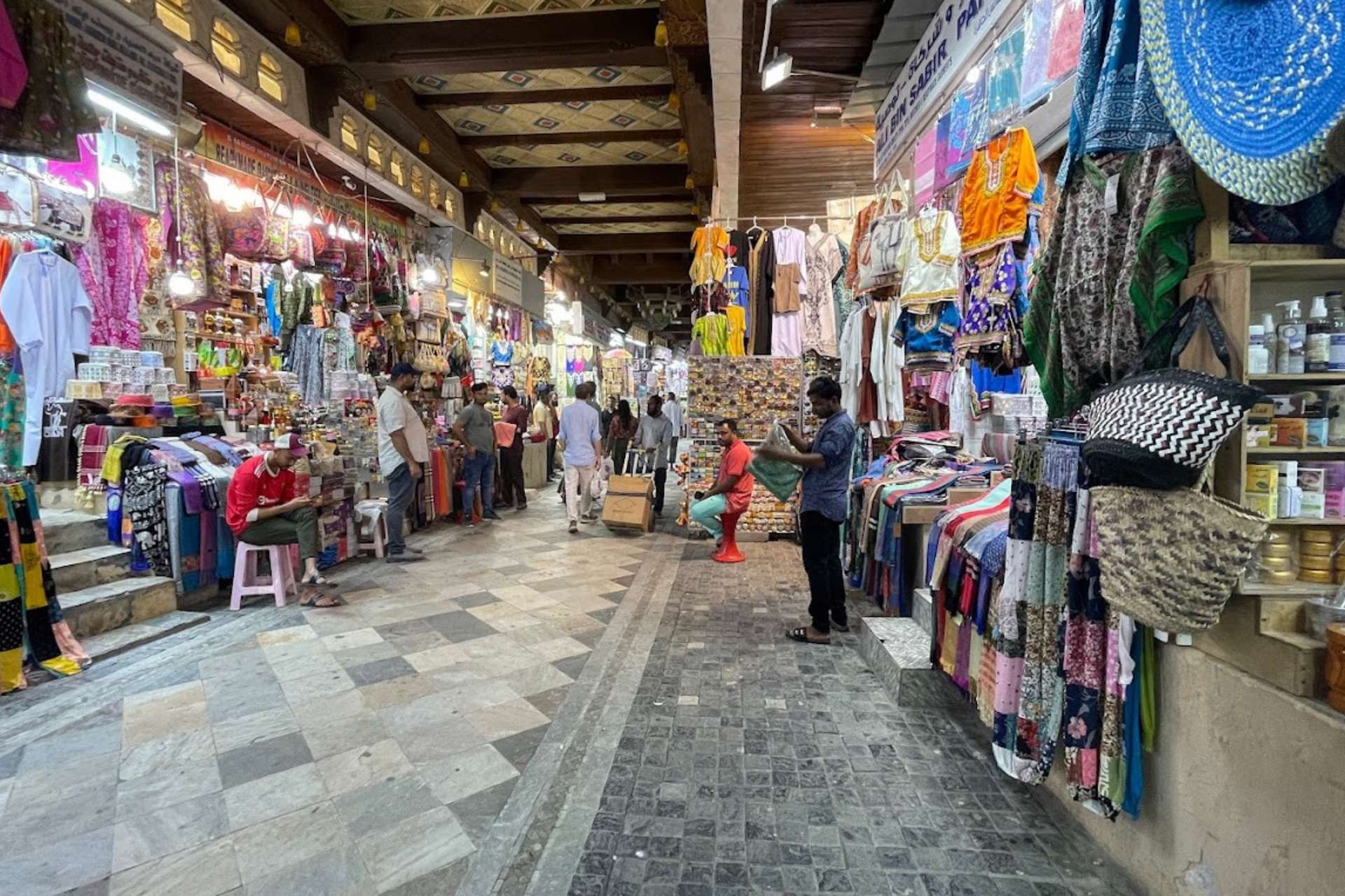 Không gian chợ Mutrah