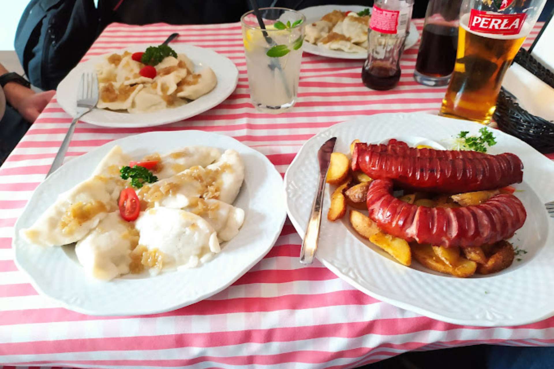 Món Pierogi cùng những món ăn kèm