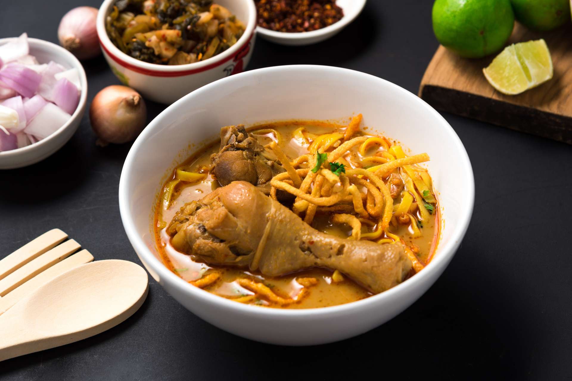 Món Khao Soi hấp dẫn của Chiang Mai