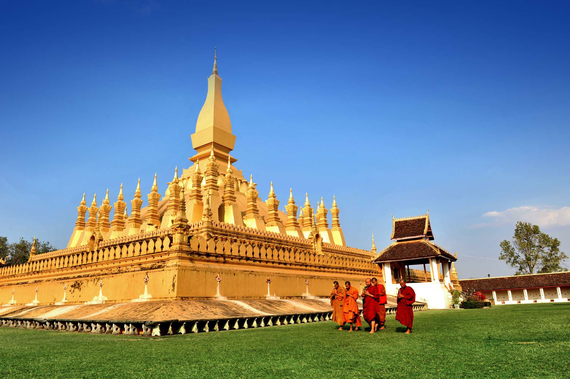 Chùa That Luang