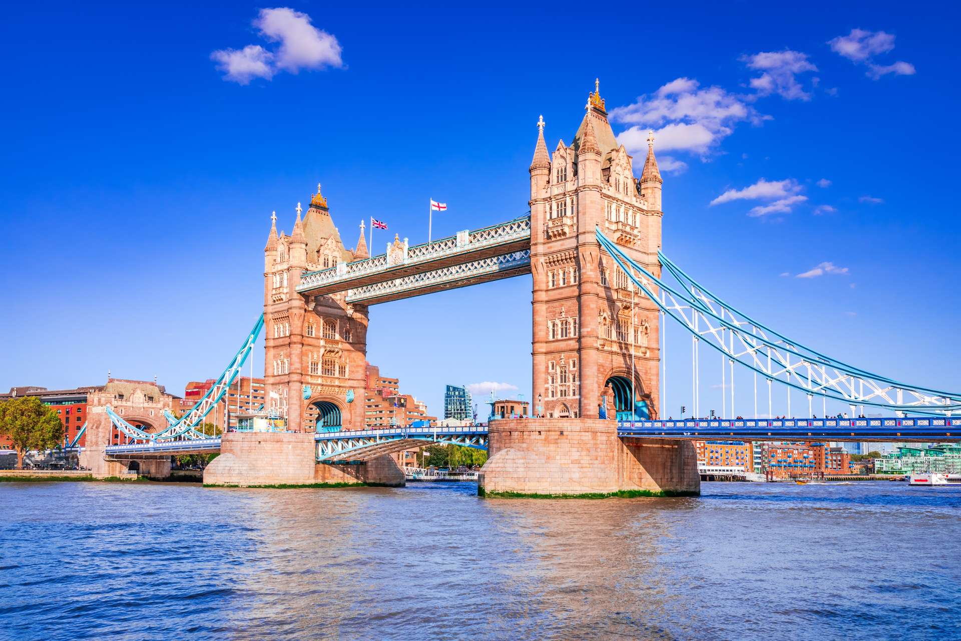Chiêm ngưỡng vẻ đẹp nước Anh qua công trình biểu tượng tháp London