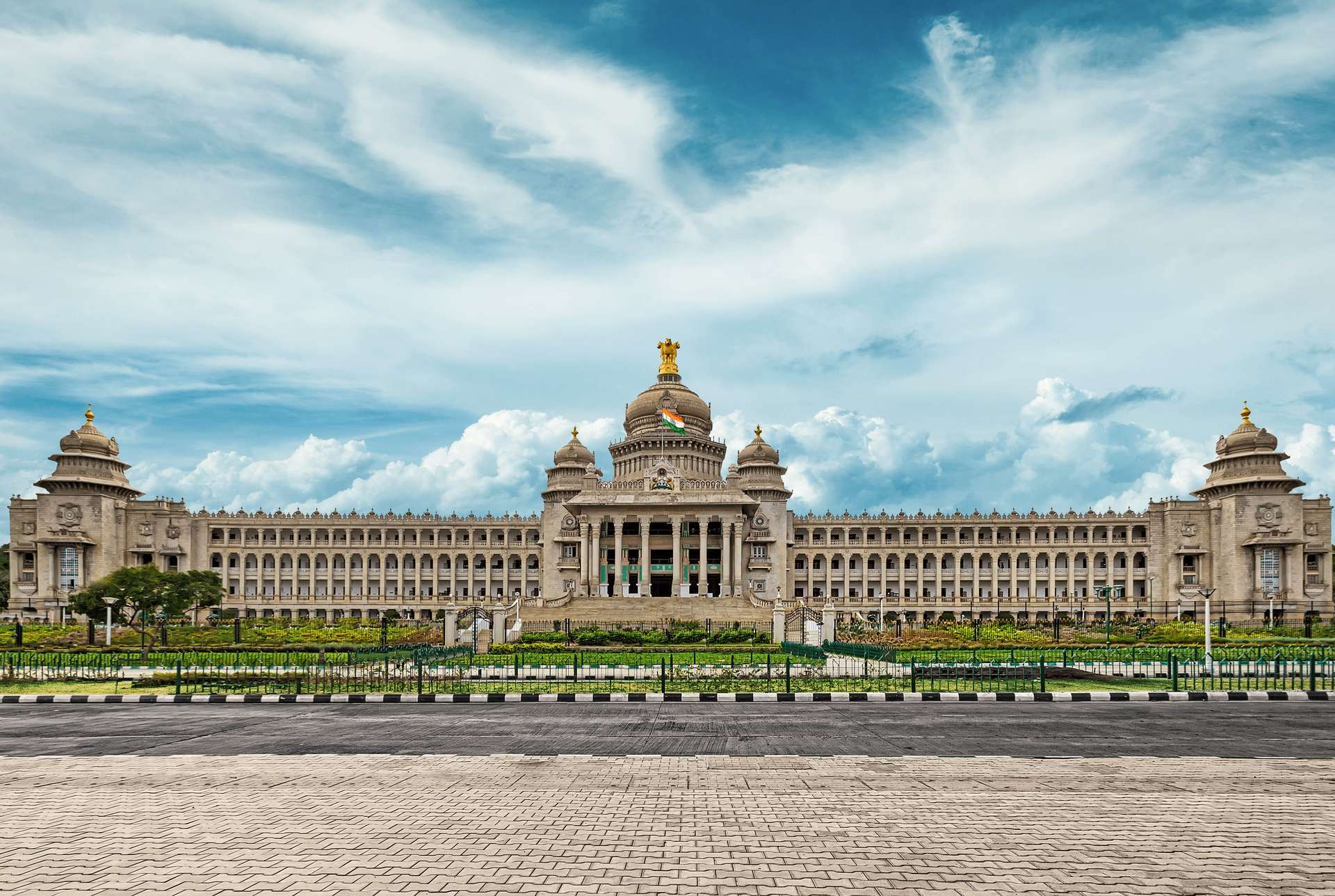 Vidhana Soudha trung tâm hành chính quan trọng