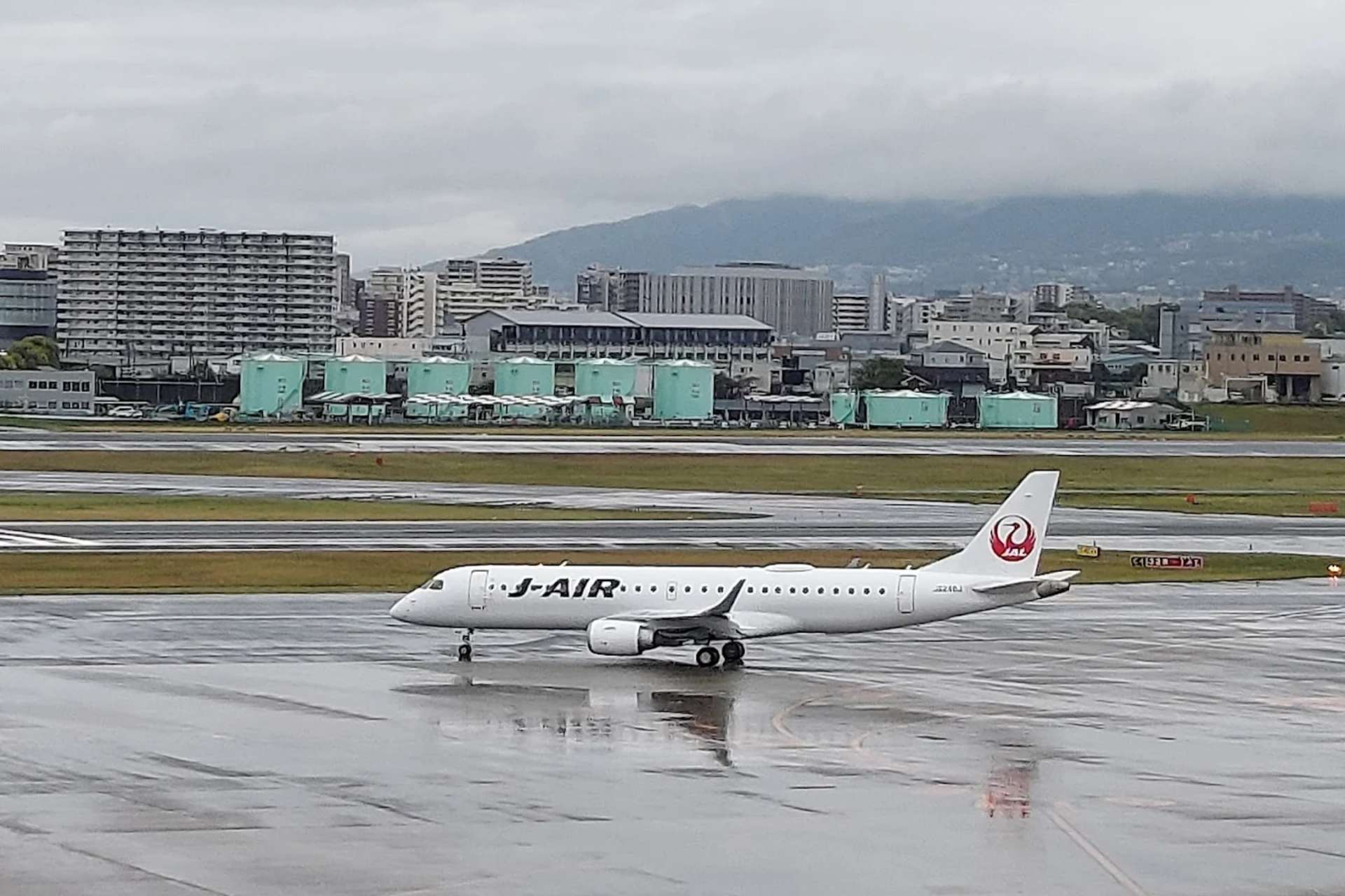 Sân đỗ tàu bay sân bay Osaka ITM