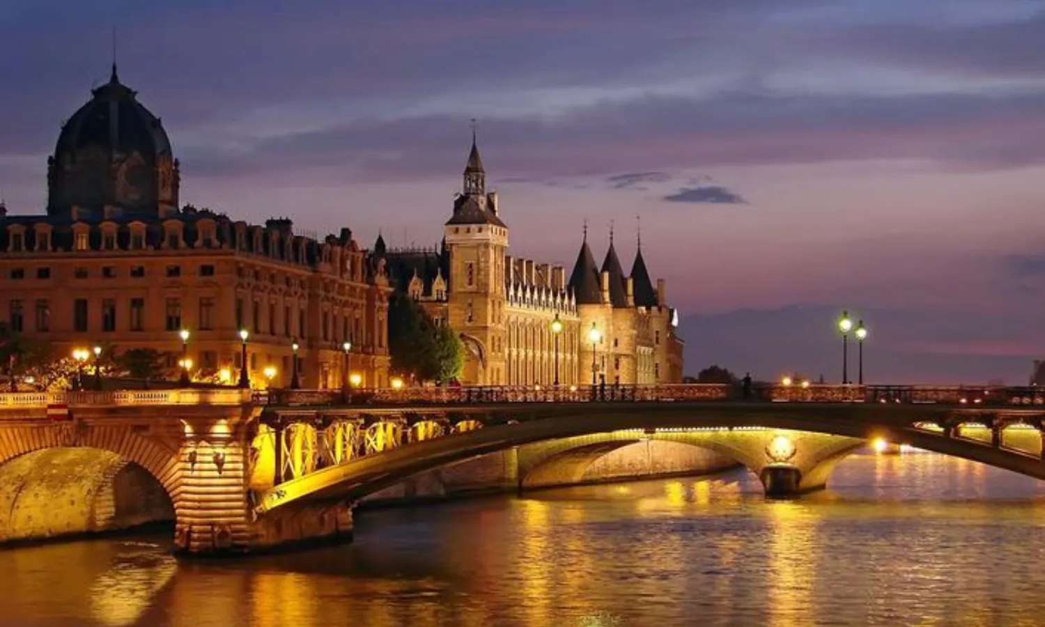 paris về đêm