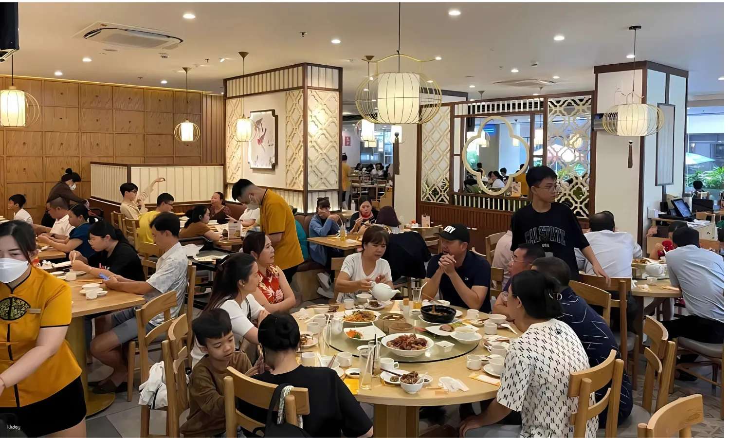 không gian nhà hàng Baoz Dimsum