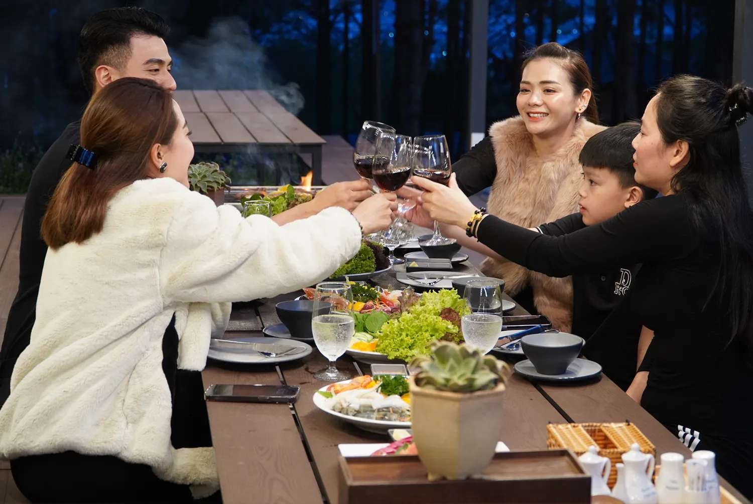nhà hàng thông reo bbq