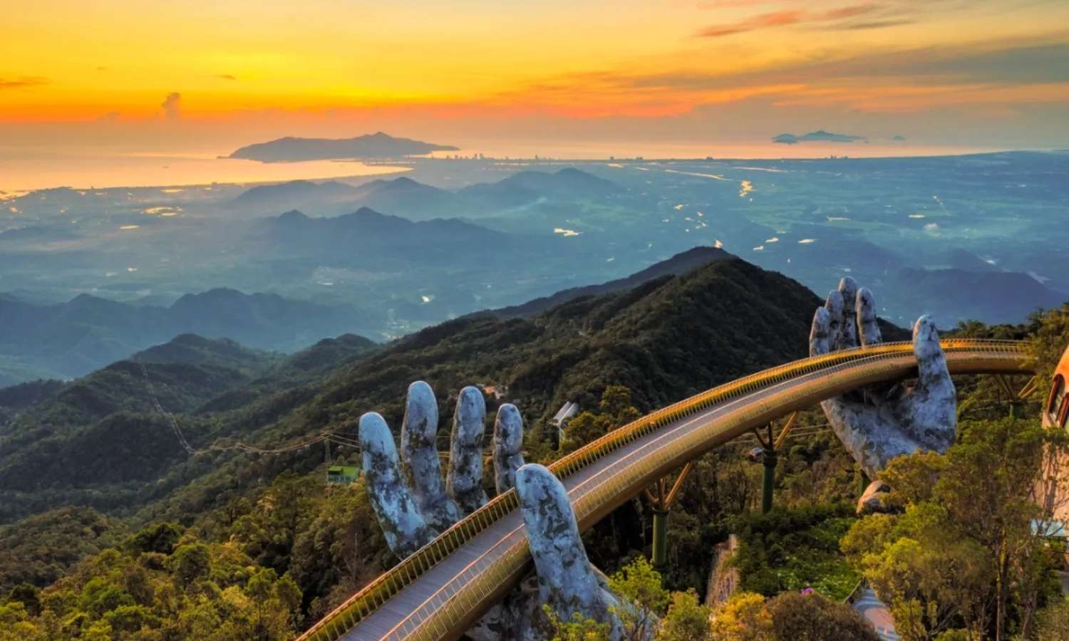 cầu Vàng từ trên cao