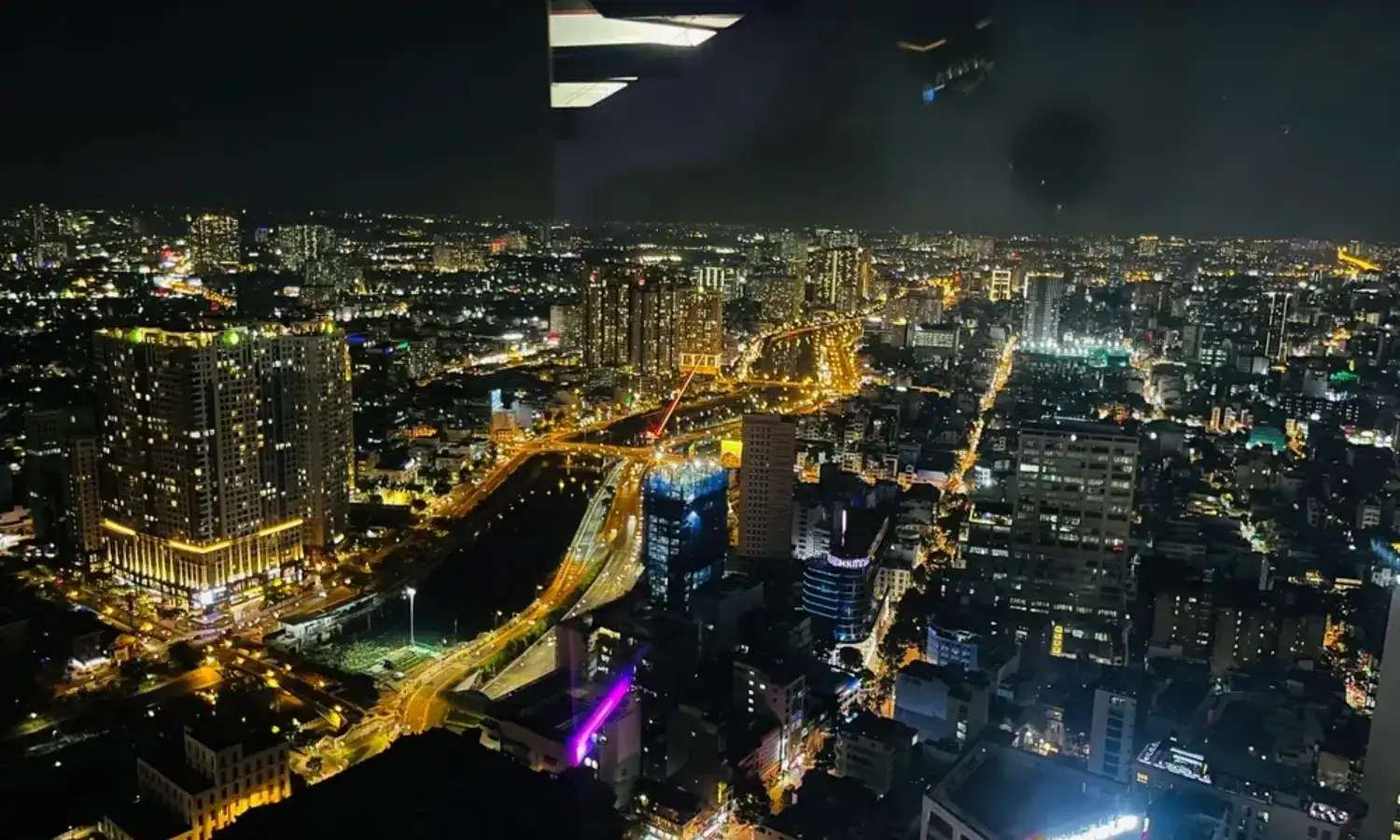 toàn cảnh sài gòn về đêm