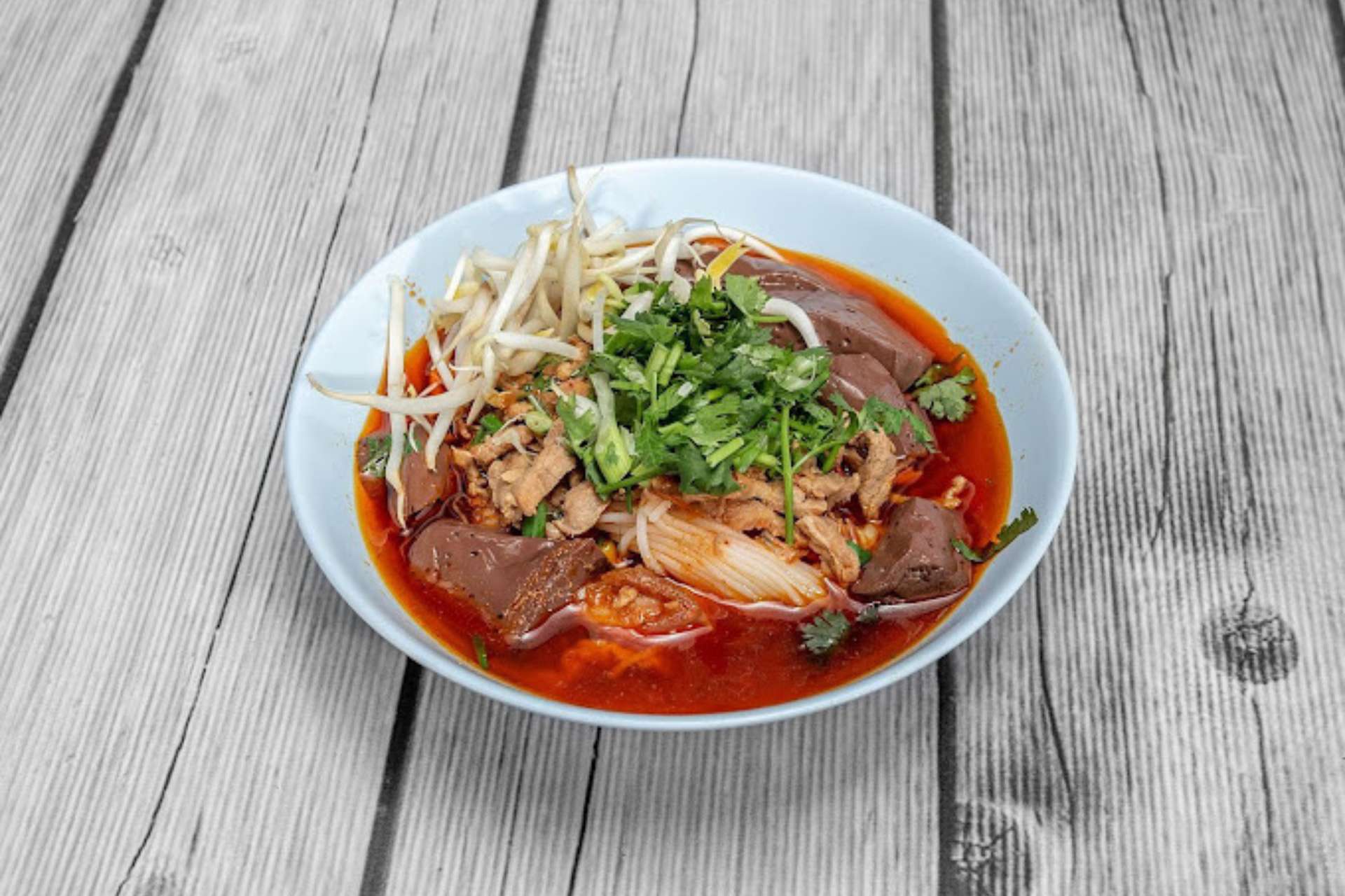 Món Khao Soi tại nhà hàng Phor Jai ở Chiang Rai