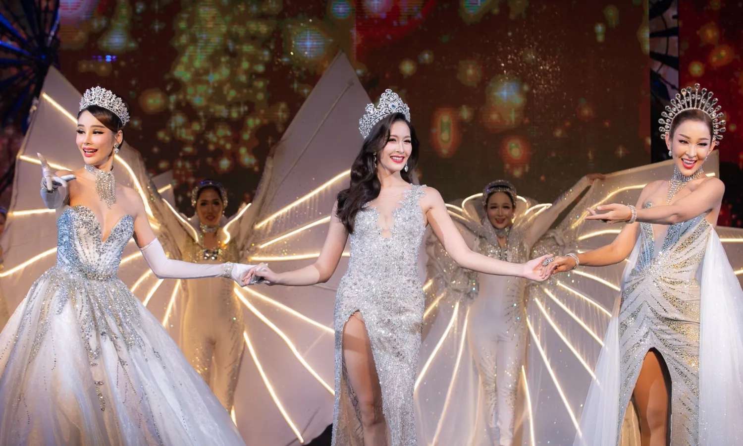nghệ sĩ Tiffany's Show Pattaya
