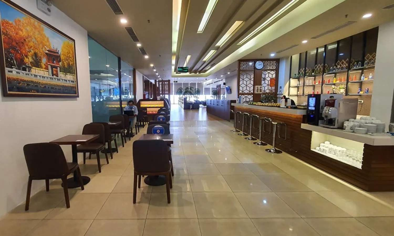 Phòng chờ Lotus Lounge ga quốc tế Nội Bài