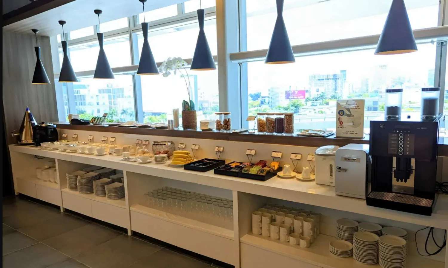 quầy ẩm thực phòng chờ thương gia tại Đà Nẵng