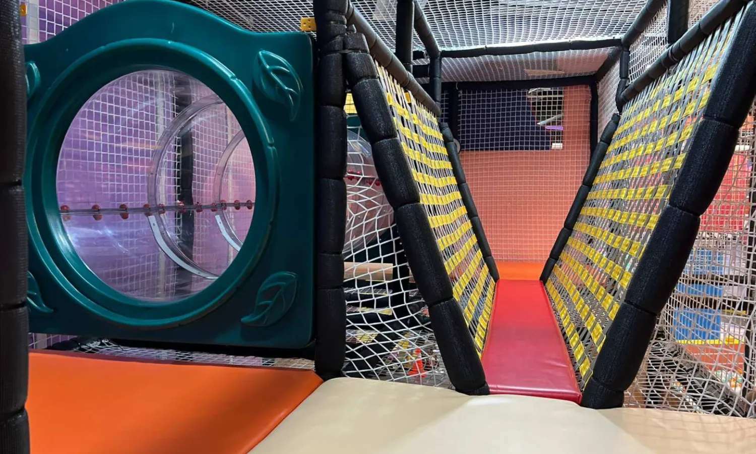 CHILDLIKE Hong Kong Indoor Playground