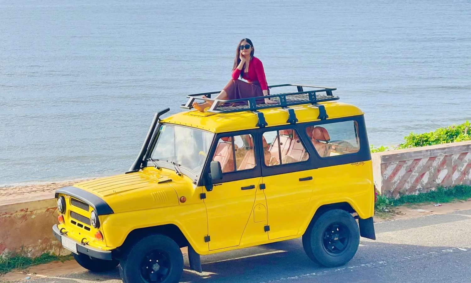 tour tham quan Mũi Né bằng xe jeep nửa ngày