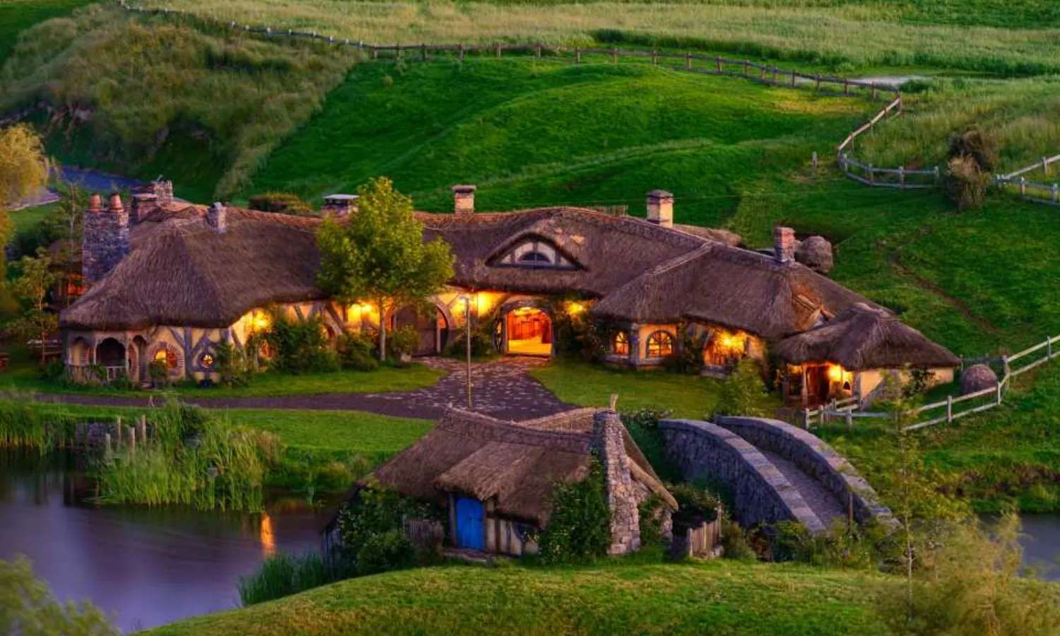 cây cầu đá trong Hobbiton Movie Set
