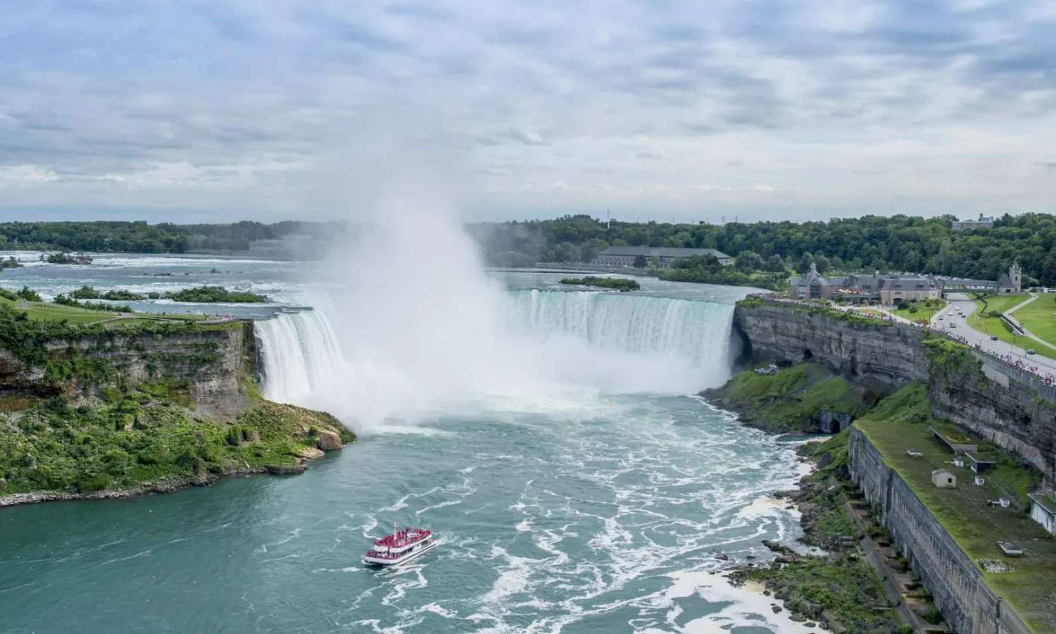 vé máy bay hà nội canada