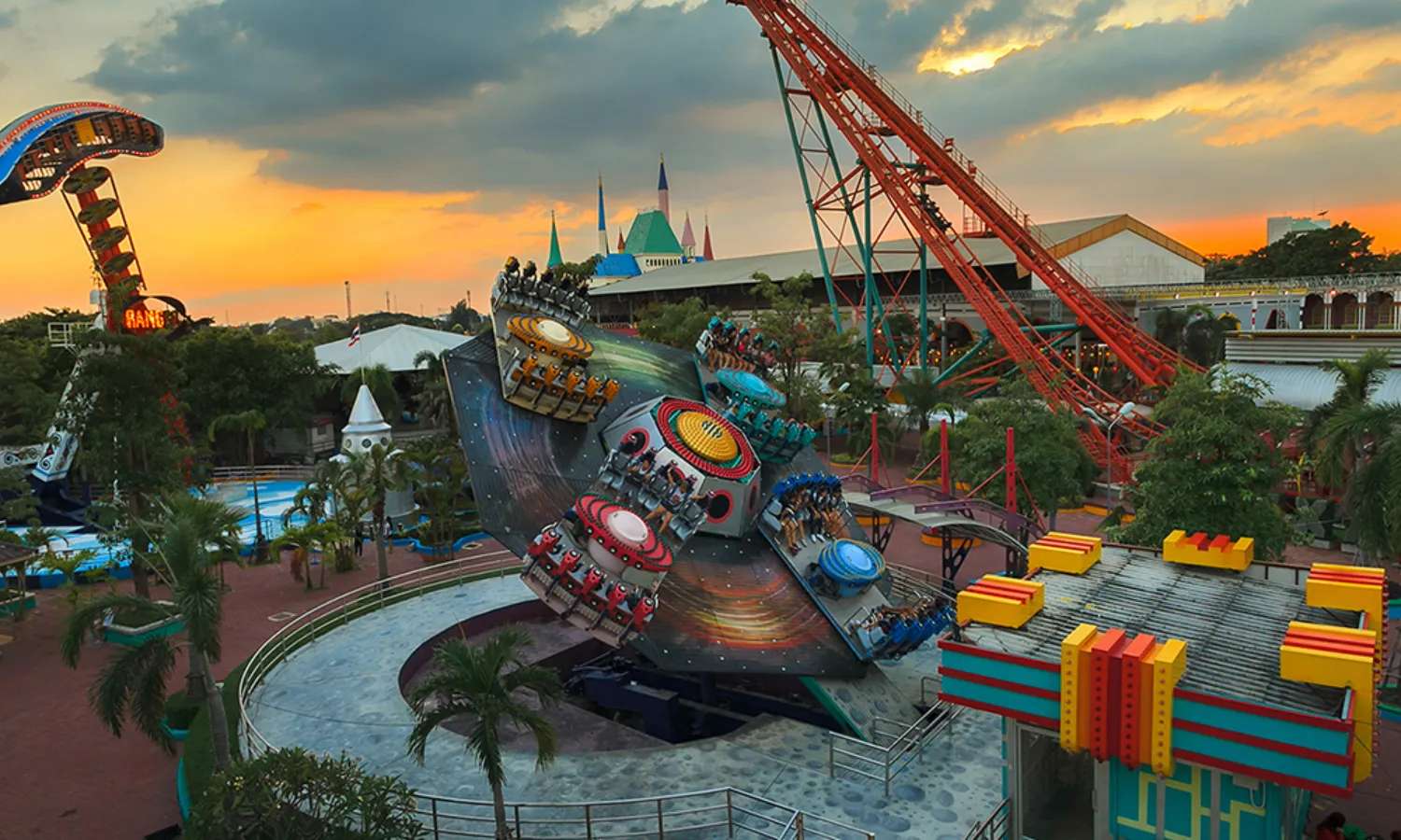 Xtreme World