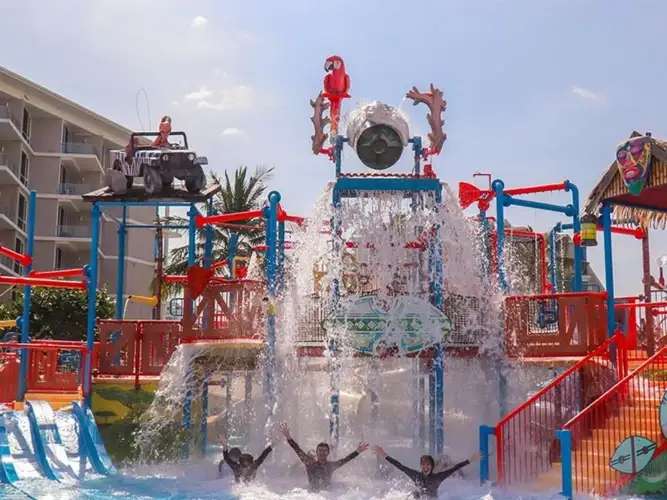 khu vui chơi trẻ em tại công viên nước Splash Jungle