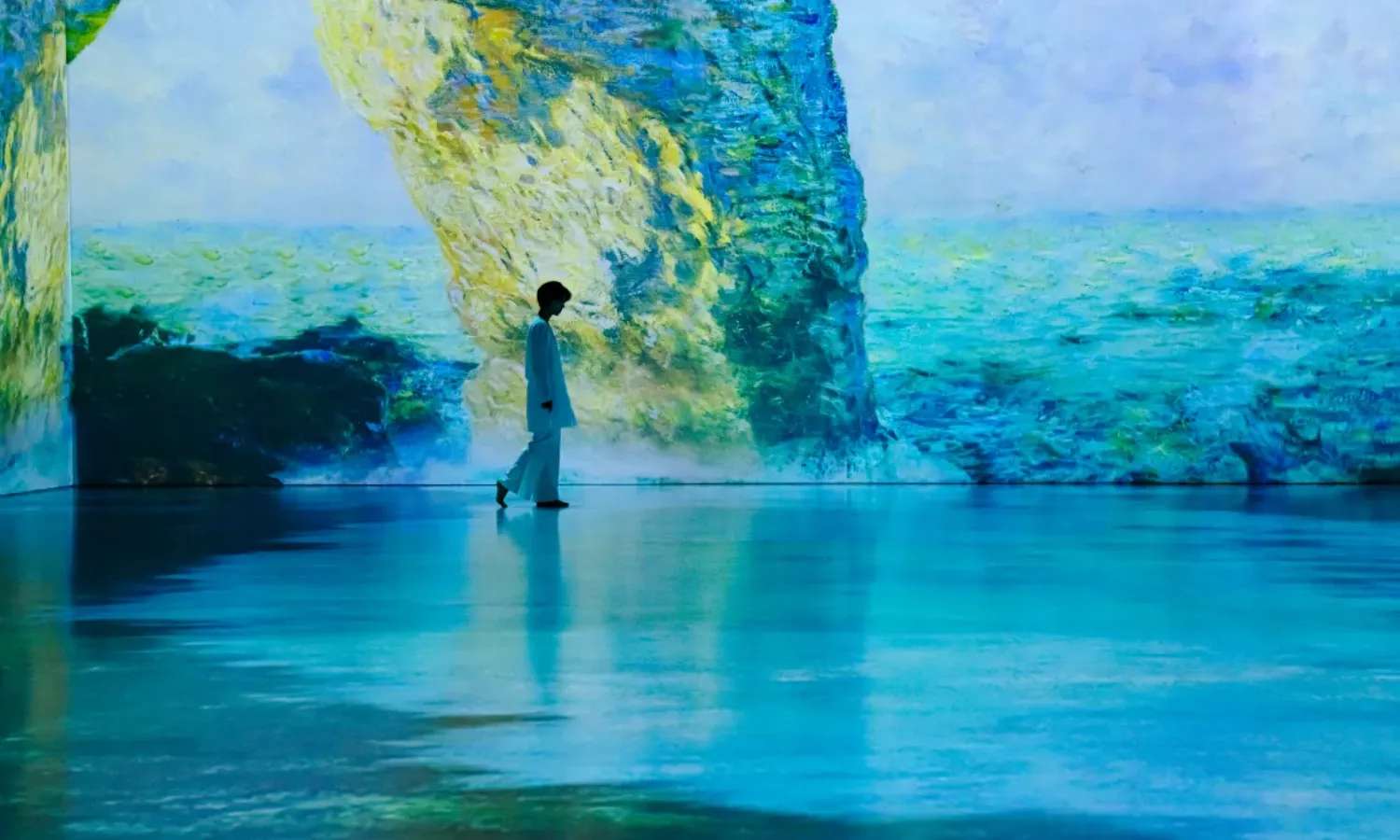 Monet Inside