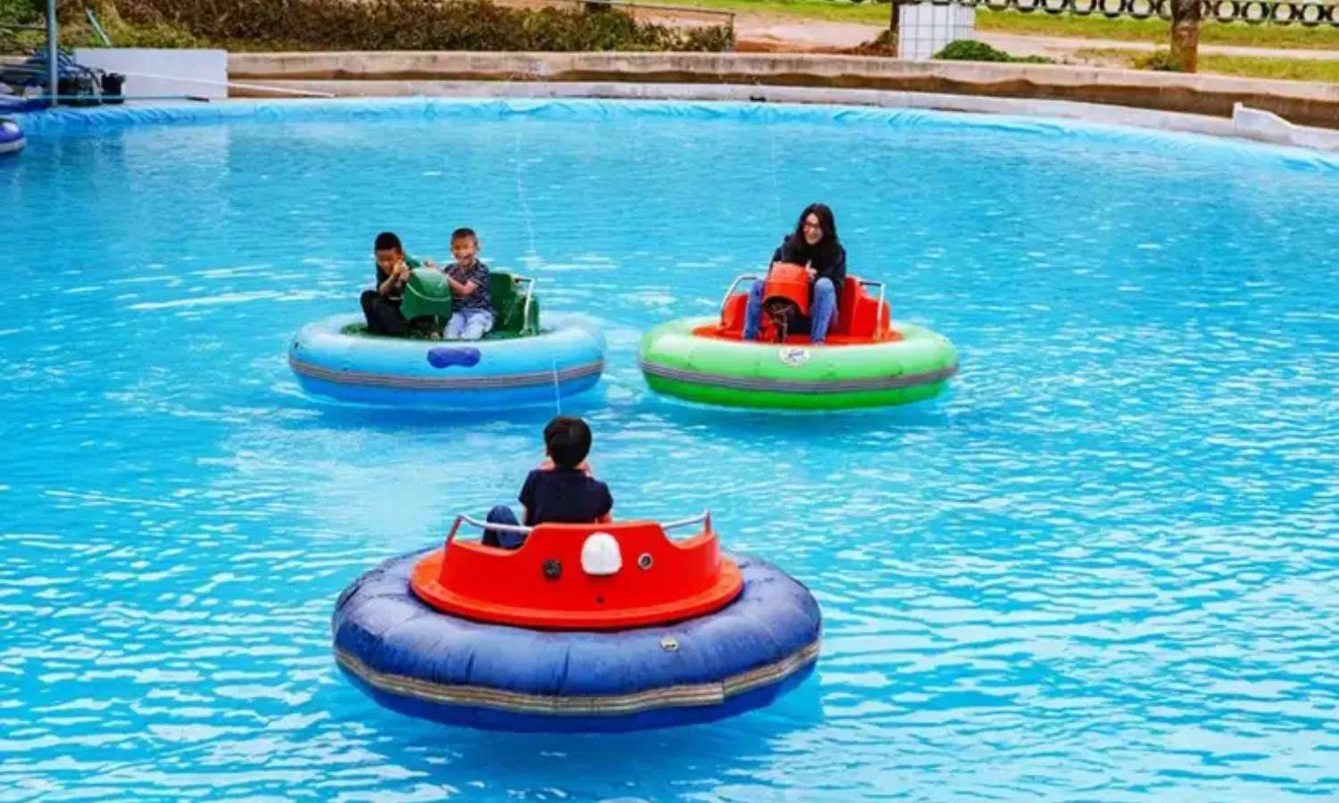 trò chơi dưới nước tại Thongsomboon Club