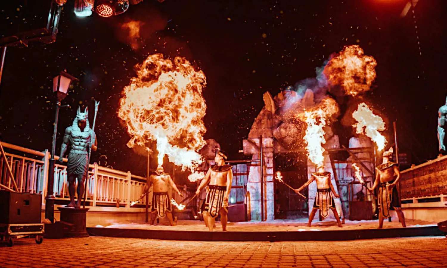 buổi đêm tại Sunway Lagoon