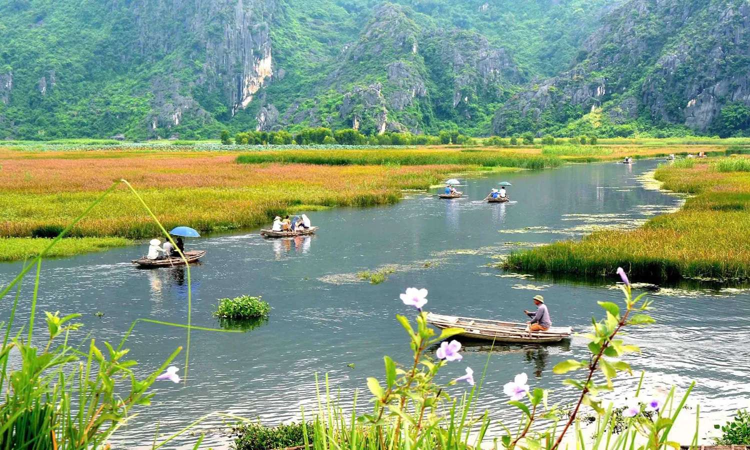 trải nghiệm Tour chùa Bái Đính, Tràng An và Hang Múa 1 ngày